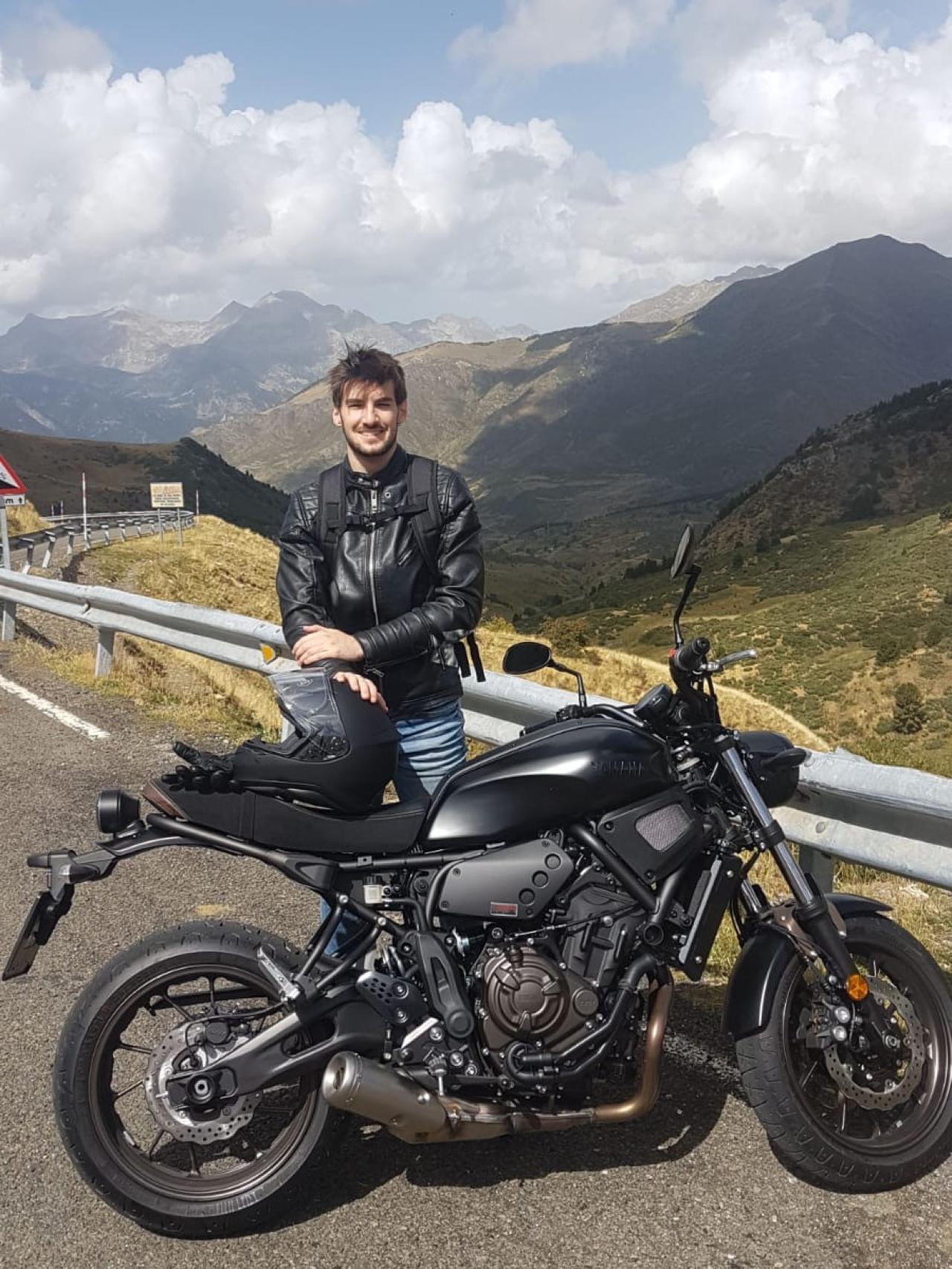 Josep y su moto.