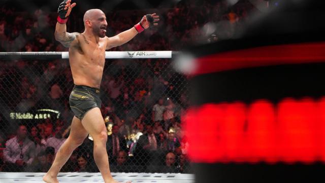 Alexander Volkanovski, tras su victoria en el UFC 290