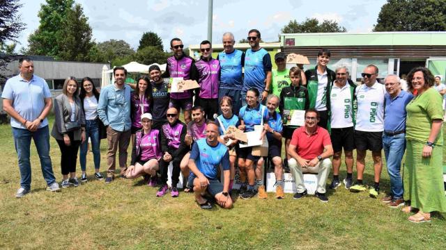 Participantes en la Carreira do Camiño Inglés.
