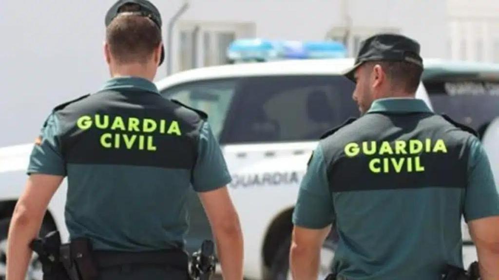 Agentes de la Guardia Civil.