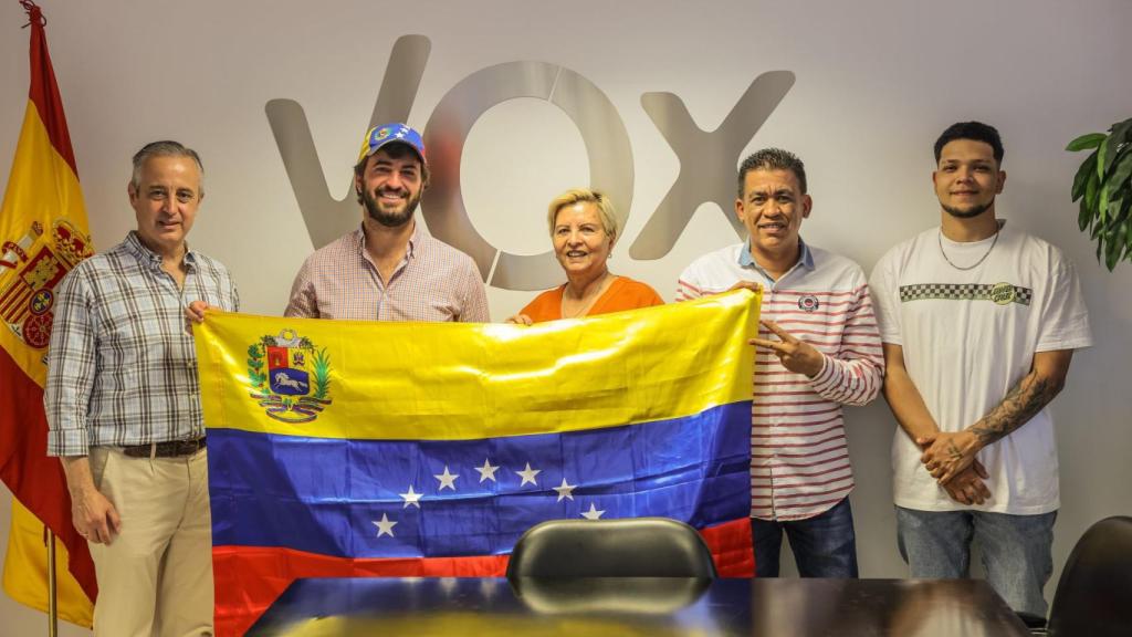 Gallardo y Sáez en el encuentro en Valladolid con ciudadanos de Venezuela