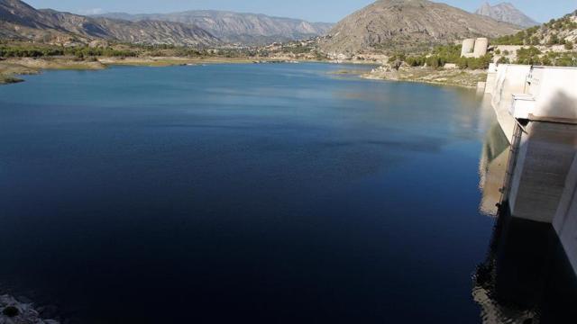 El embalse Amadorio en Villajoyosa, en imagen de archivo.