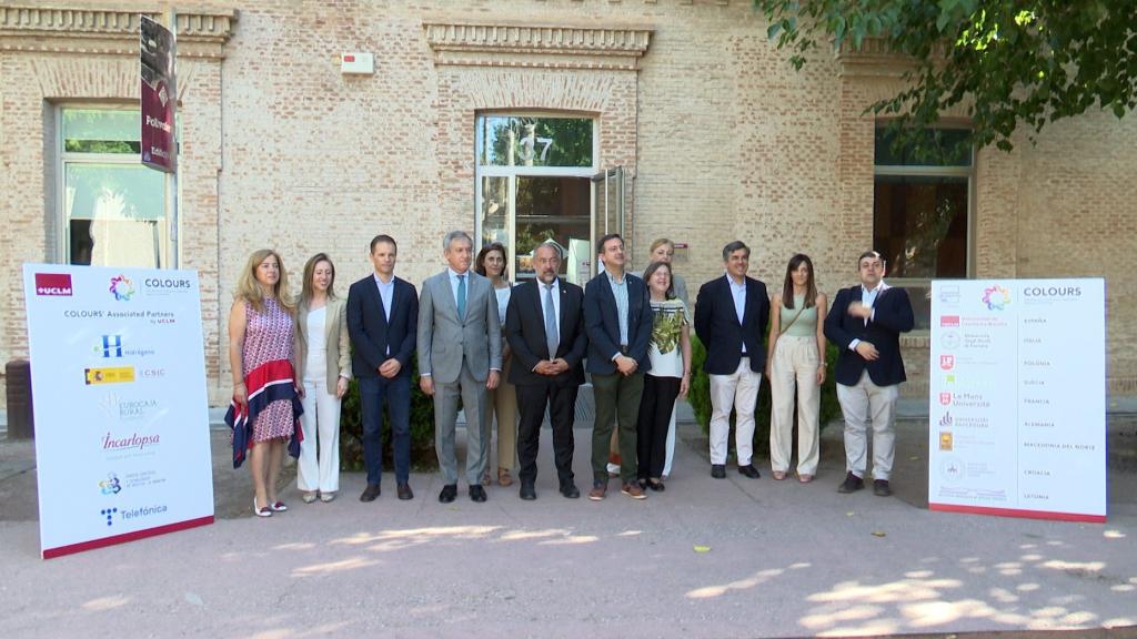 Presentación del proyecto COLlaborative innOvative sUstainable Regional UniverSities.