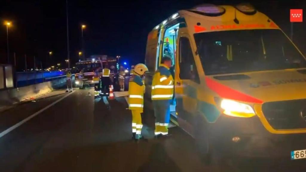 Los servicios de emergencia en el lugar de un accidente