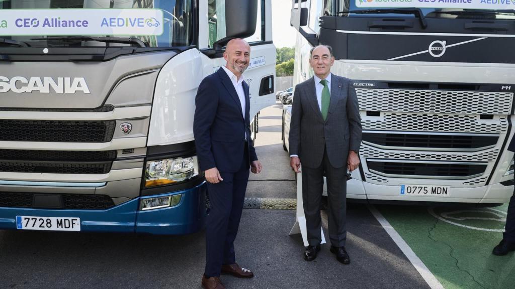 Ignacio S. Galán, presidente de Iberdrola, y Juan Jesús Sánchez, director general de Disfrimur.
