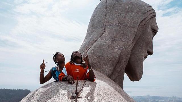Vinicius y Camavinga, en el Cristo Redentor de Brasil. Foto: Instagram (@vinijr)