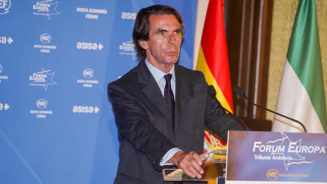 El expresidente del Gobierno de España José María Aznar en una conferencia en Sevilla.