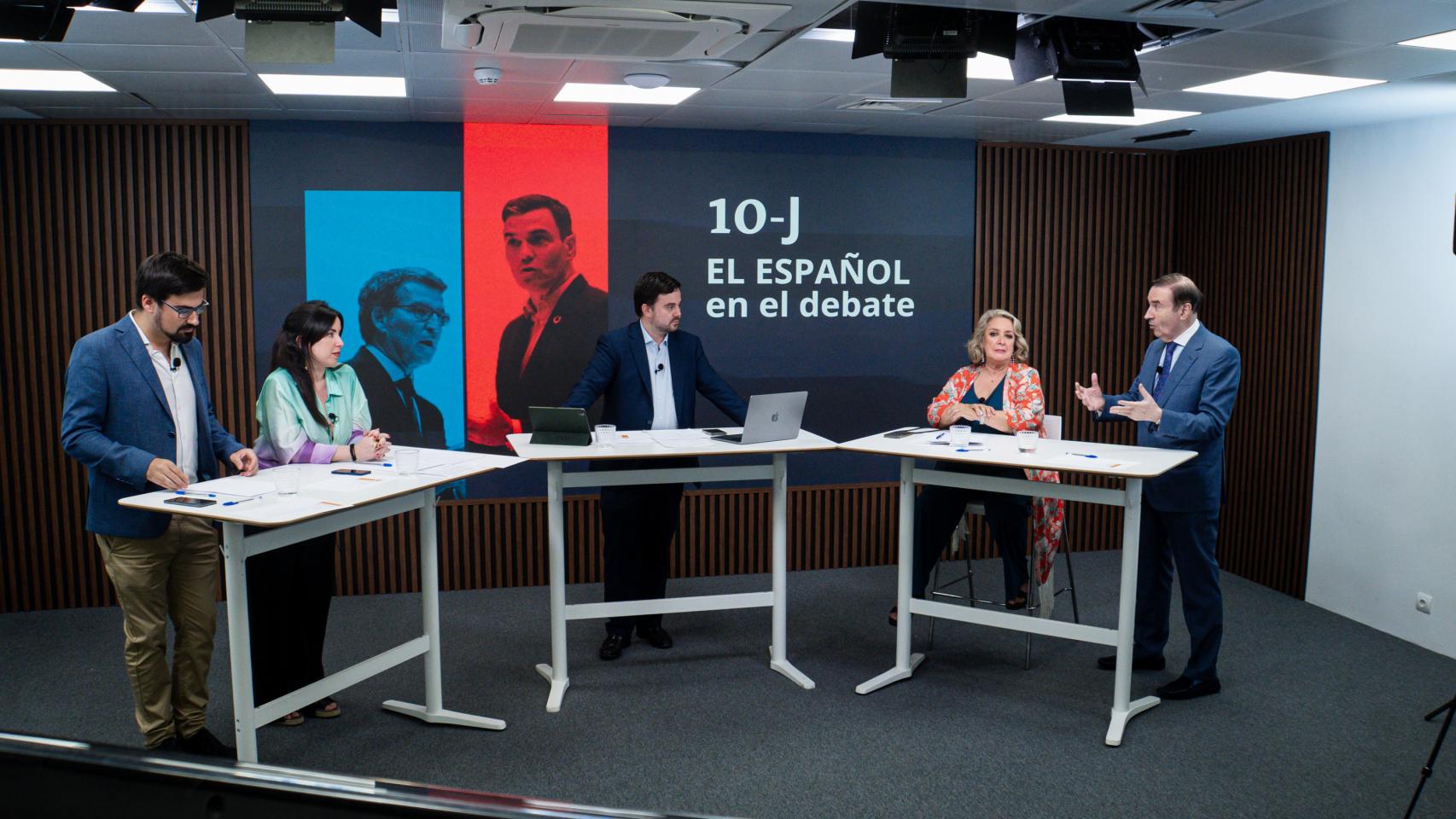 El Español en el debate, presentado por Arturo Criado, contó con el análisis del director de EL ESPAÑOL, Pedro J. Ramírez, pero también de Esther Esteban, Lorena Maldonado y Guillermo del Valle