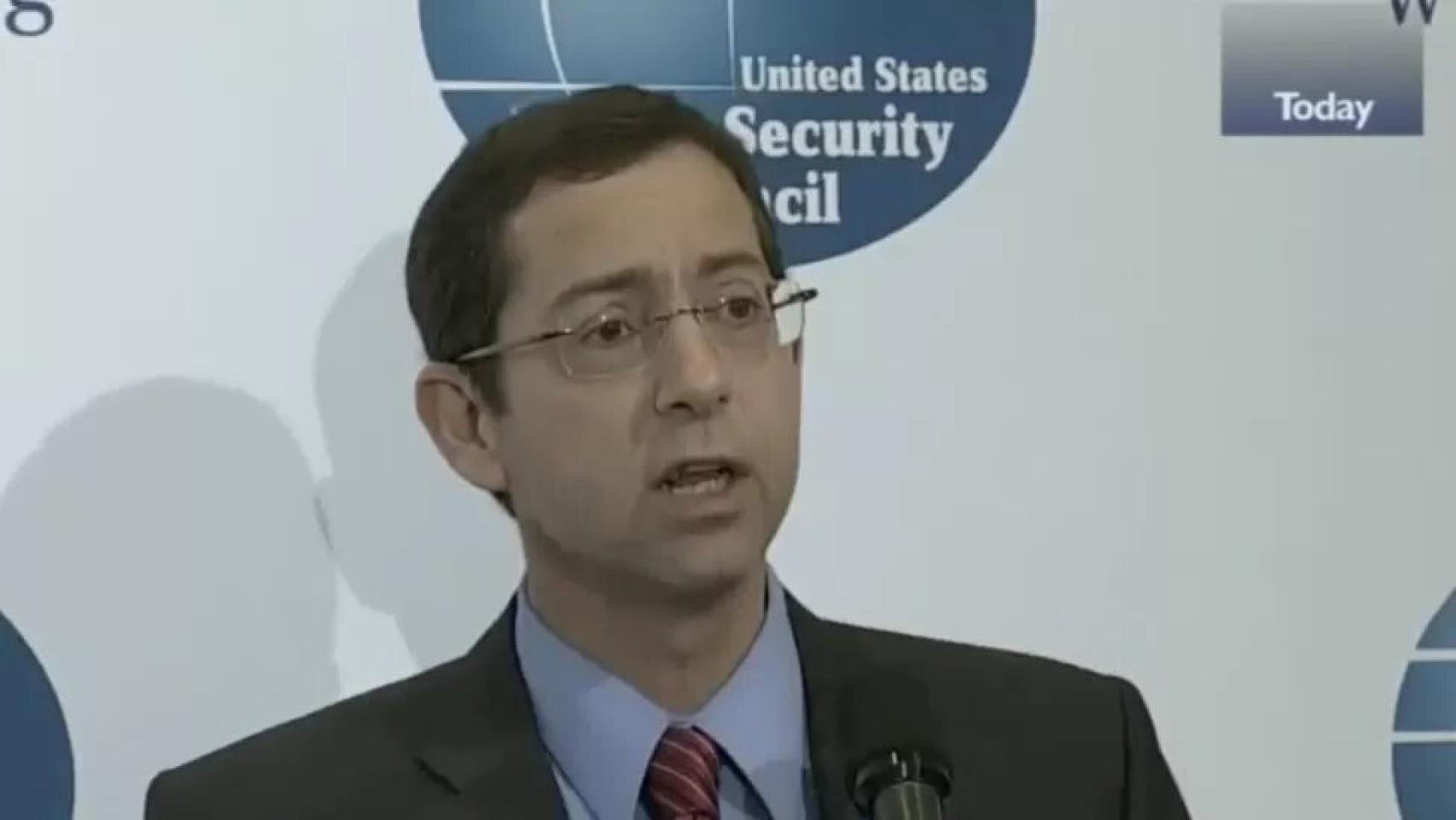 Gal Luft en una reunión del Consejo de Seguridad Energética de EEUU en 2013.