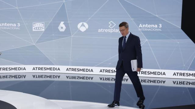 Alberto Núñez Feijóo pocos segundos antes del comienzo del debate.