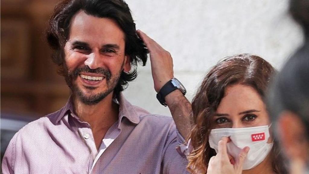 Ayuso y González en la fiesta de la Hispanidad de 2021