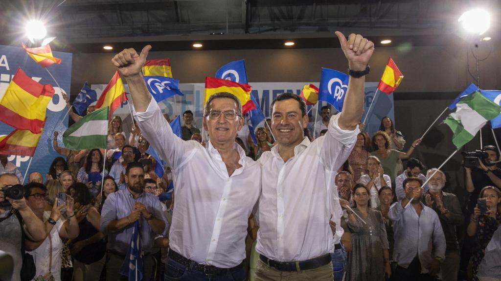 Alberto Núñez Feijóo junto a Juanma Moreno en Cádiz.