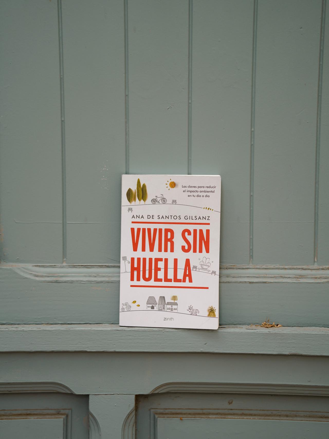 'Vivir sin huella' de Ana de Santos.