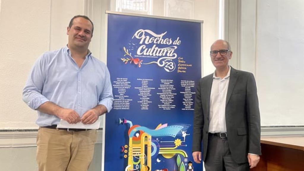 El diputado de Cultura, David Mingo, y el presidente de la Diputación, Javier Iglesias, presentan el programa