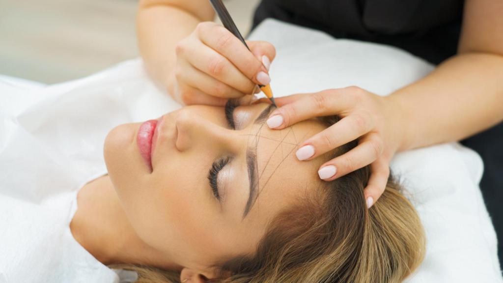 Micropigmentación de cejas: estos son los errores que deberías evitar