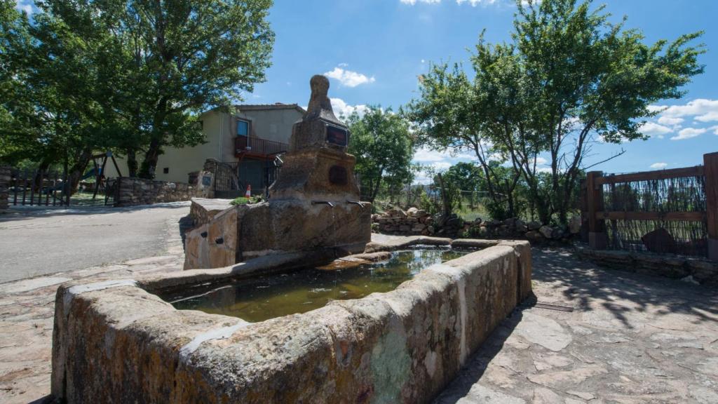 Una de las fuentes de Madarcos