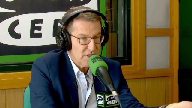 Alberto Núñez Feijóo durante su entrevista este viernes en Onda Cero.