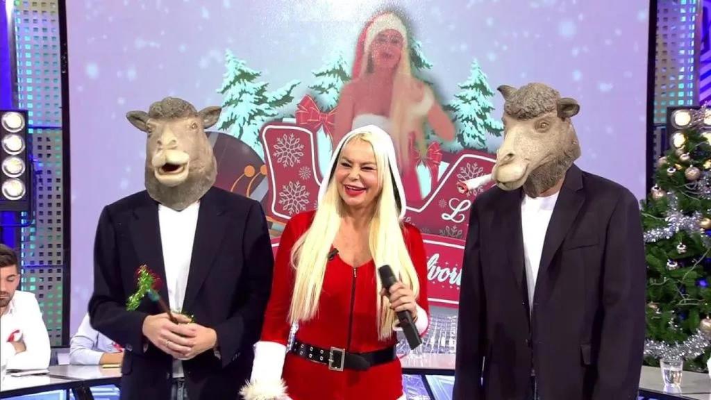 Sabater, durante la presentación de su villancico 'El Polvorrón' en el 'Deluxe'.