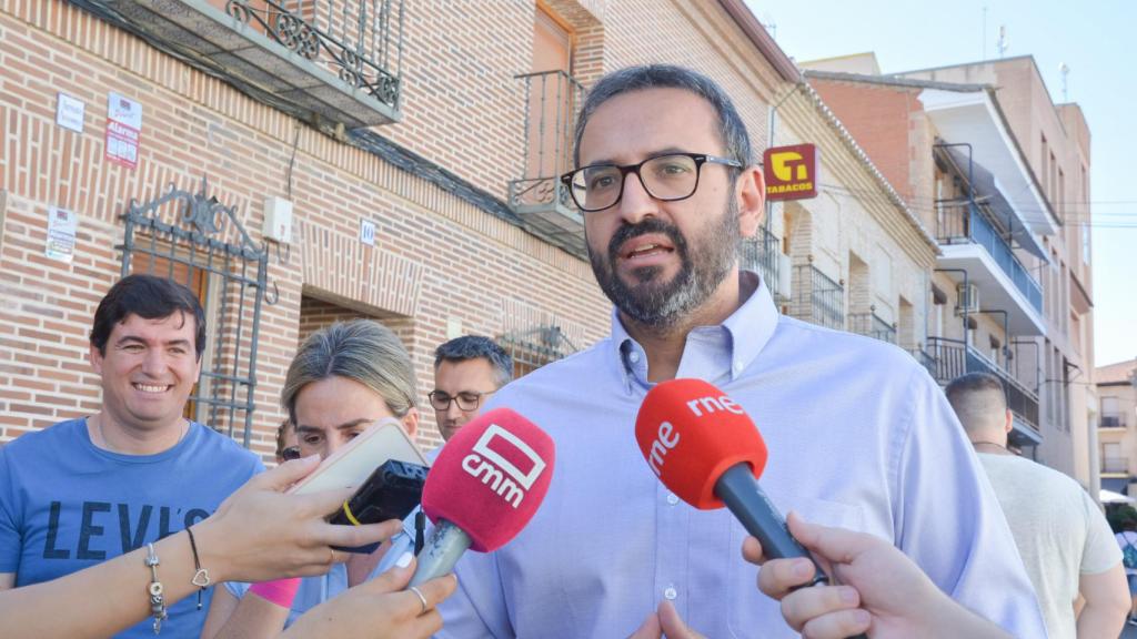 Sergio Gutiérrez y Milagros Tolón, este viernes en la localidad toledana de Bargas