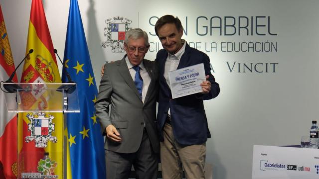 Miguel Ángel Mellado recibe el premio 'Prensa y Poder' por su trayectoria ejemplar