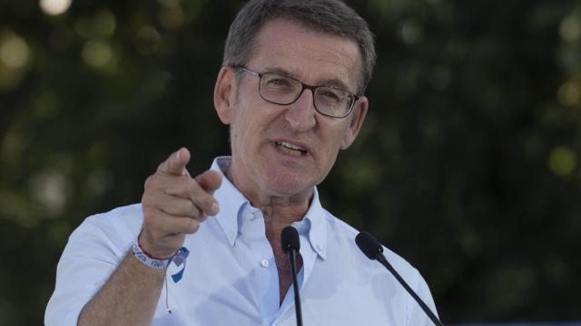 Alberto Núñez Feijóo, líder y candidato del PP, durante un acto en Santander este viernes.