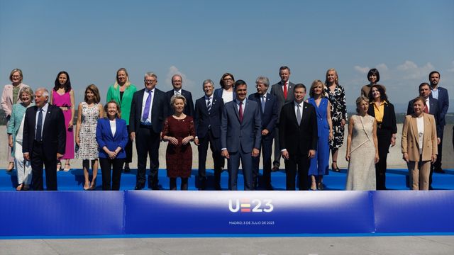 Foto de familia de la Presidencia española del Consejo de la UE.