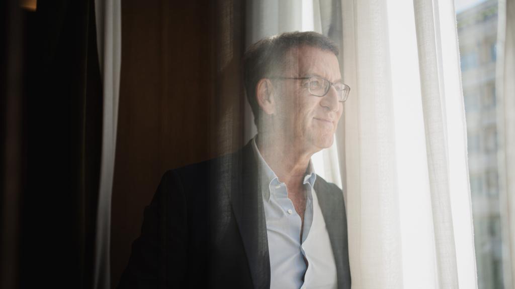 Alberto Núñez Feijóo, líder del Partido Popular, durante su última entrevista con EL ESPAÑOL.