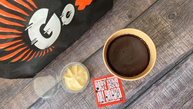 Así es el Bizcocho X Laia al que Dabiz Muñoz te invita por el nacimiento de su hija