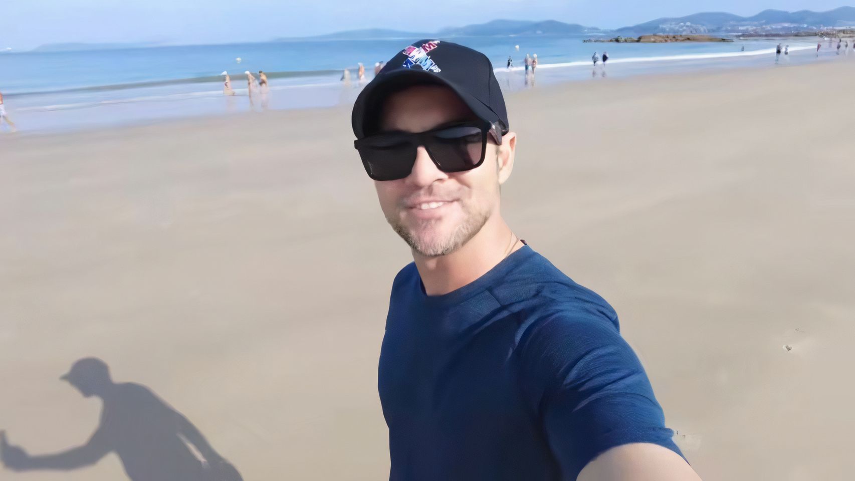 David Bisbal en la playa de Samil, en Vigo.