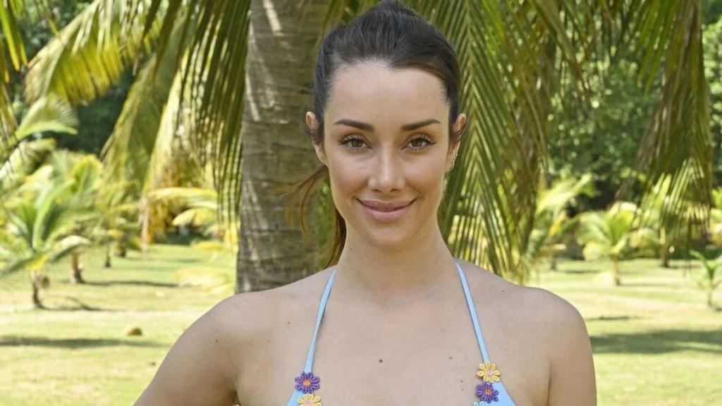 Adara Molinero en el posado de 'Supervivientes 2023'.