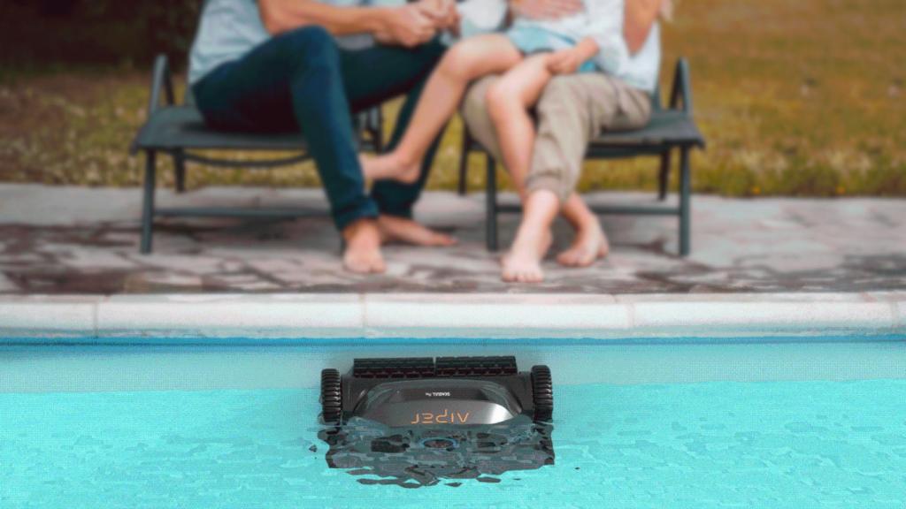 Este innovador limpiafondos es perfecto para tu piscina ¡y ahora tiene 200 euros de descuento!