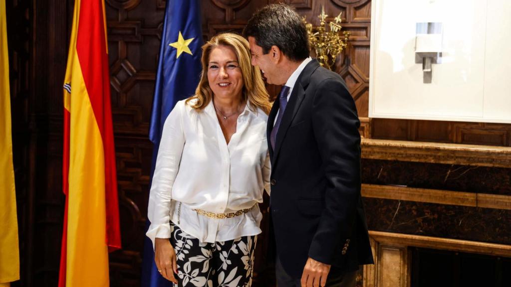 Camarero y Mazón este miércoles en el Palau tras el nombramiento.