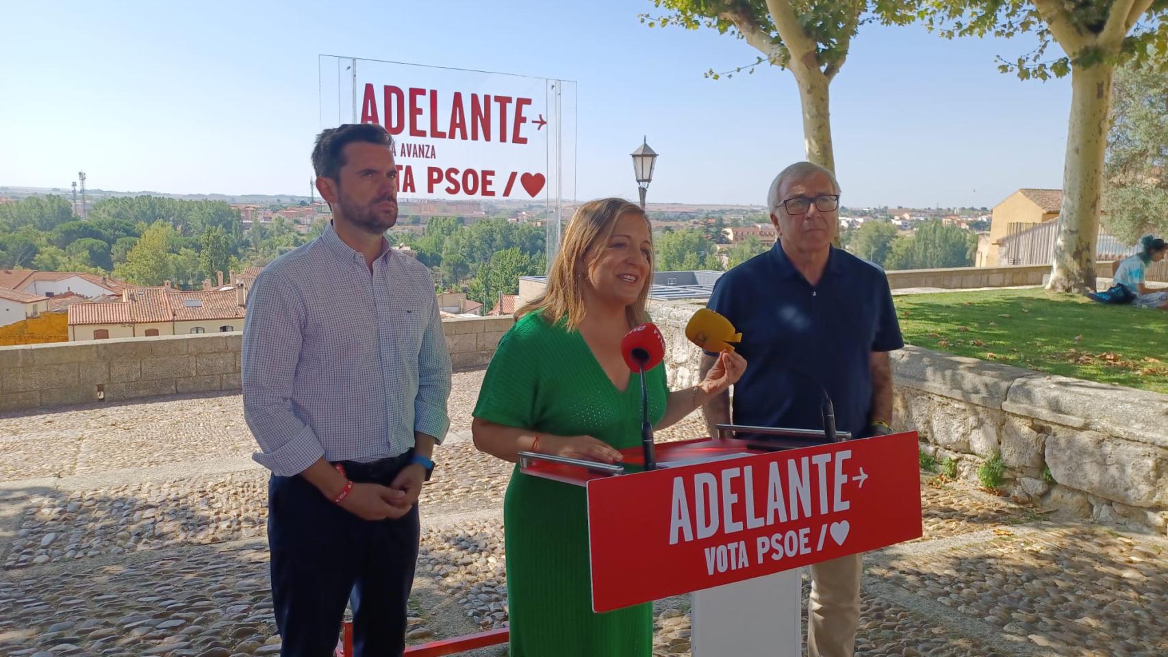 La presidenta del Grupo Parlamentario de los Socialistas Europeos, Iratxe García, junto al candidato del PSOE de Zamora al Congreso, Antidio Fagúndez, en Zamora