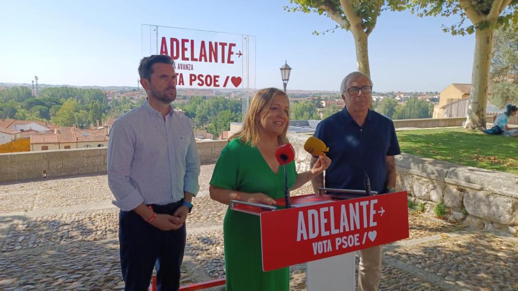 La presidenta del Grupo Parlamentario de los Socialistas Europeos, Iratxe García, junto al candidato del PSOE de Zamora al Congreso, Antidio Fagúndez, en Zamora