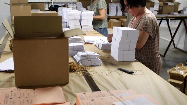 Este jueves termina el plazo para entregar en Correos el voto por correo