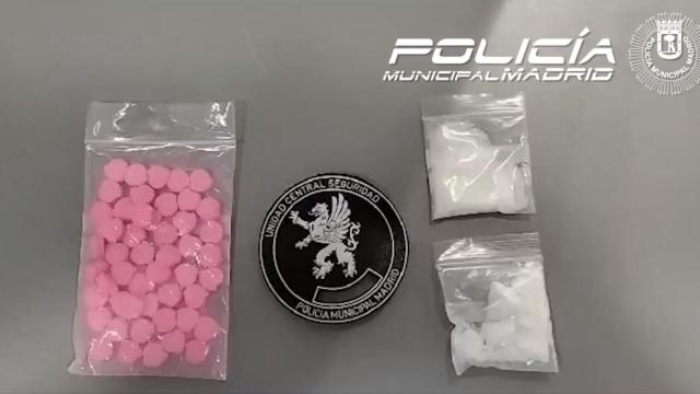 Droga incautada al sospechoso.