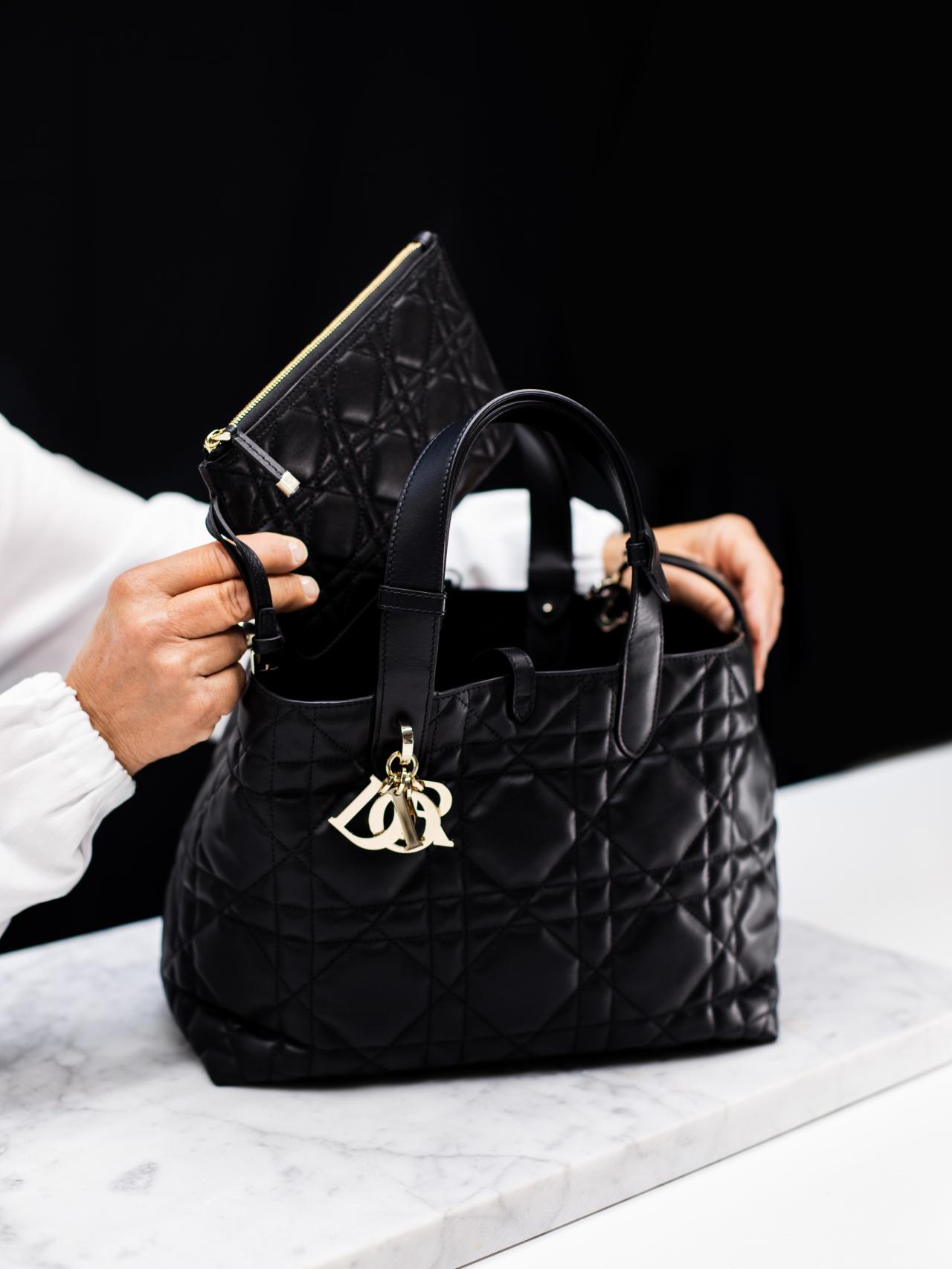 Detalle de la fabricación del bolso Toujours.