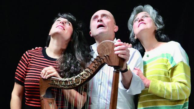 Sara Águeda, Pepe Viyuela y Elena González