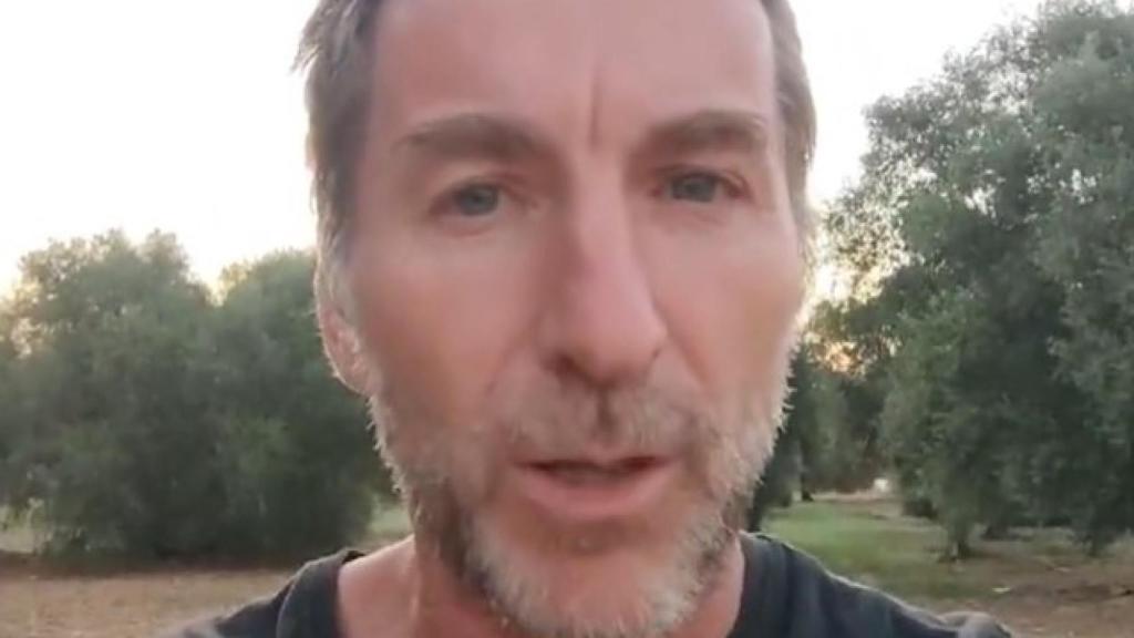 El actor Antonio de la Torre pide el voto por Sumar.