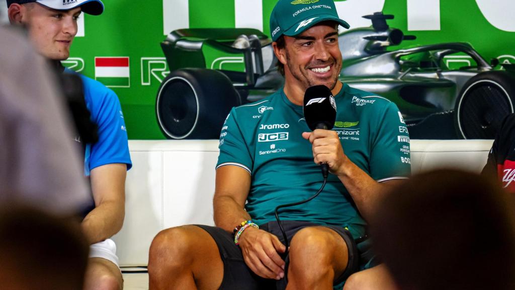 Fernando Alonso, en su encuentro con los medios en Hungría