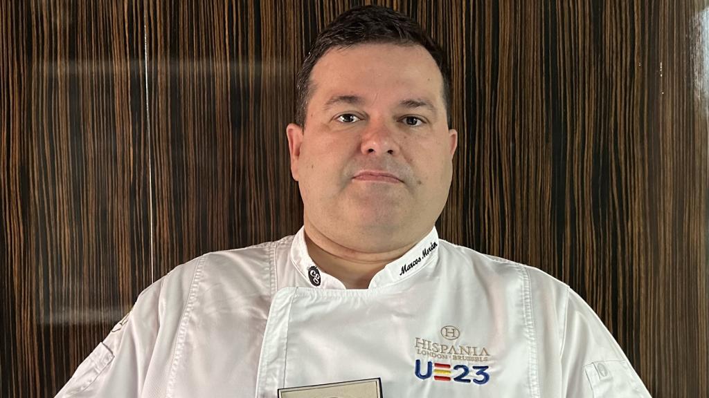 El cocinero asturiano Marcos Morán, condecorado con la Medalla de Honor del Senado de Francia