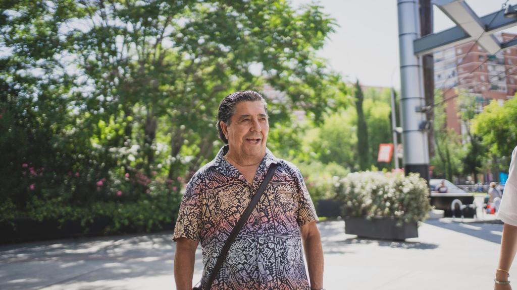 Aunque no tiene ningún secreto, Manuel recomienda vivir y ser feliz.