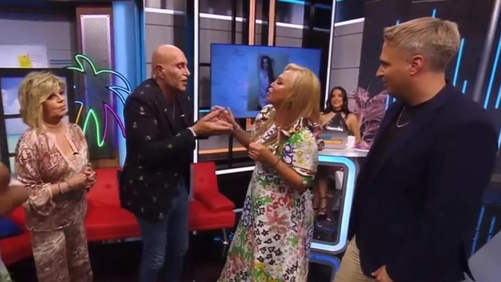 '¡Siéntese quien pueda!'