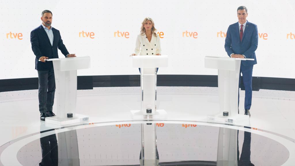 Yolanda Díaz y Santiago Abascal, en el debate a tres en RTVE el pasado miércoles.