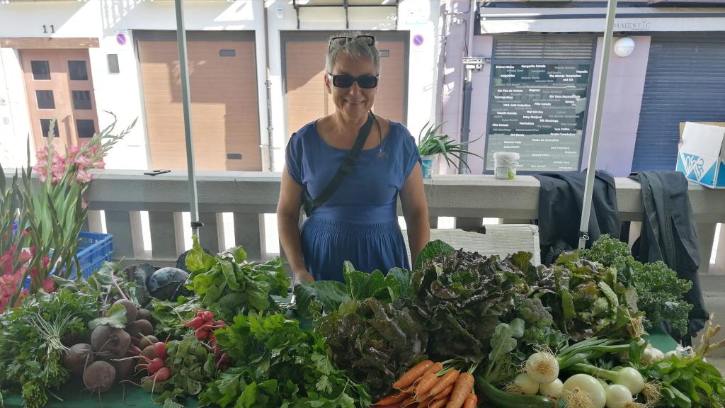 Katia en su puesto de venta en el Mercado