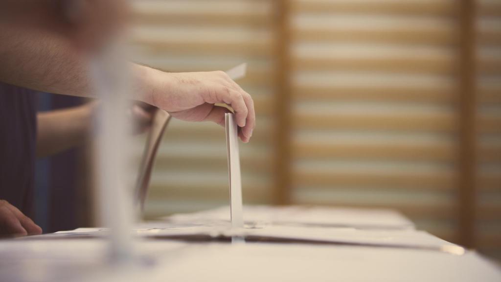 Domingo electoral marcado por el ascenso de temperaturas en el norte de Alicante y el interior de Valencia