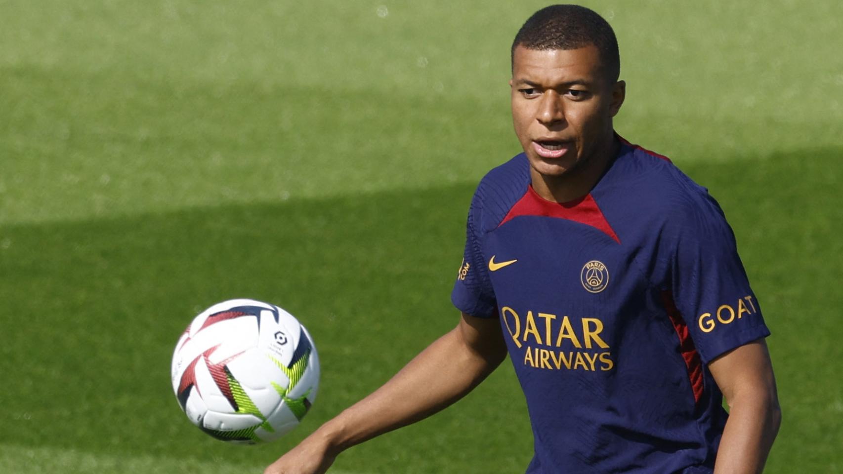Kylian Mbappé, en un entrenamiento del PSG