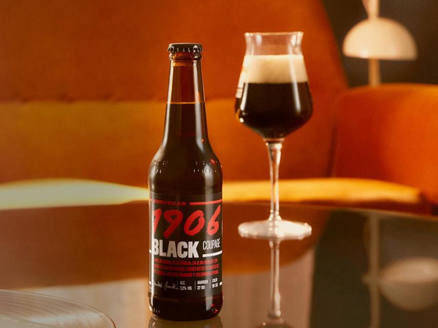 Una imagen de la Cerveza 1906 Black Coupage.