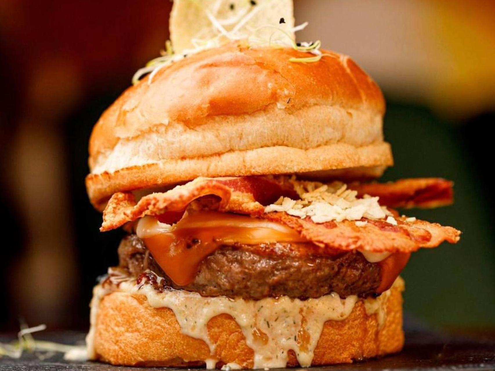 La mejor hamburguesa de España lleva Pringles y se cocina en Castellón: ¡Me flipa la salsa!