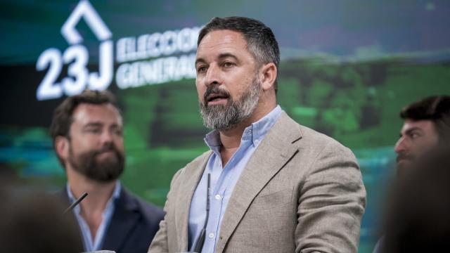 Santiago Abascal, líder de Vox, este domingo durante su comparecencia.